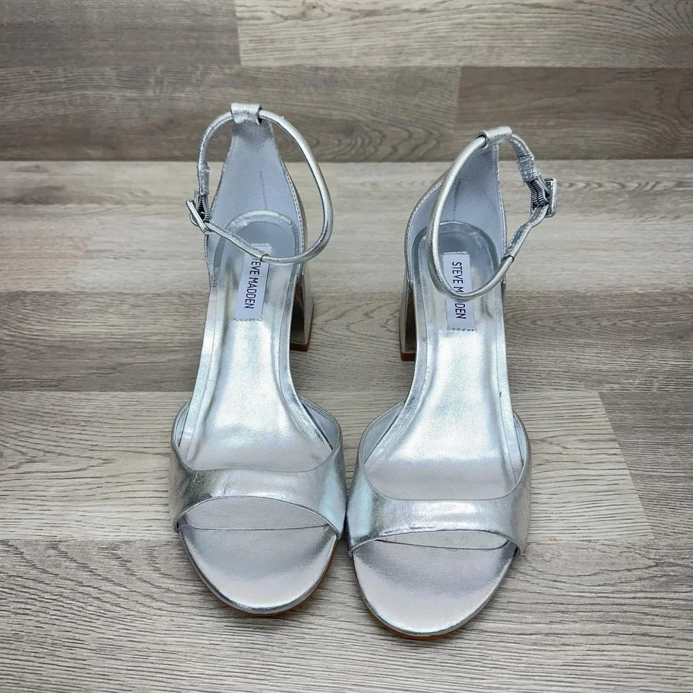 Steve Madden Sandal Shoes Womens Size 8.5M Silver Ella Ankle Strap Block Heel